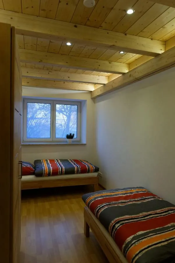 Altes Schulhaus Apartment Pfaffing